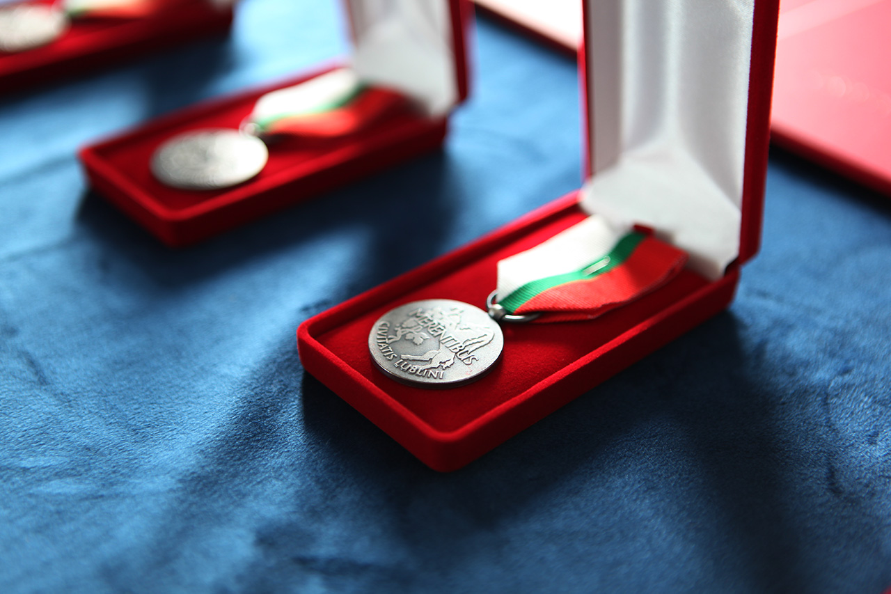 Lubelska-Akademia-WSEI-Medale-wyróżnienia-25lecie-20