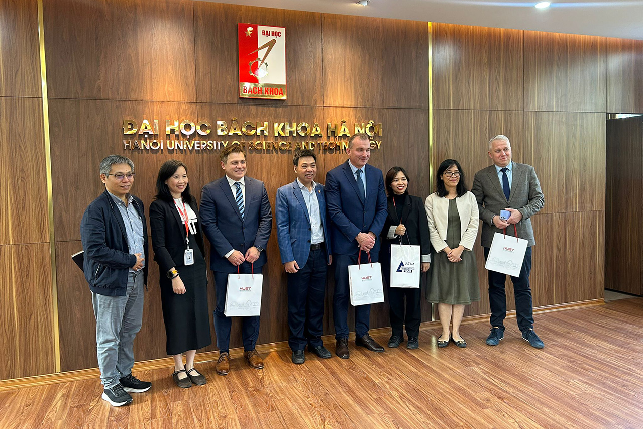 Lubelska-Akademia-WSEI-Wietnam-1