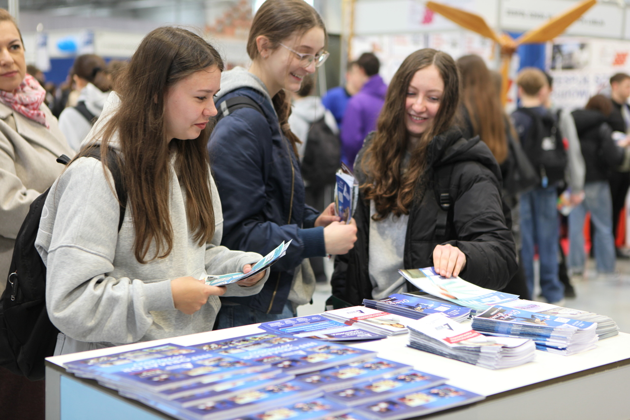 Lubelska-Akademia-WSEI-Targi-Edukacyjne-w-Lublinie-19